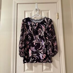Kasper Size Medium Black Floral (Pink, Purple, and White) Top